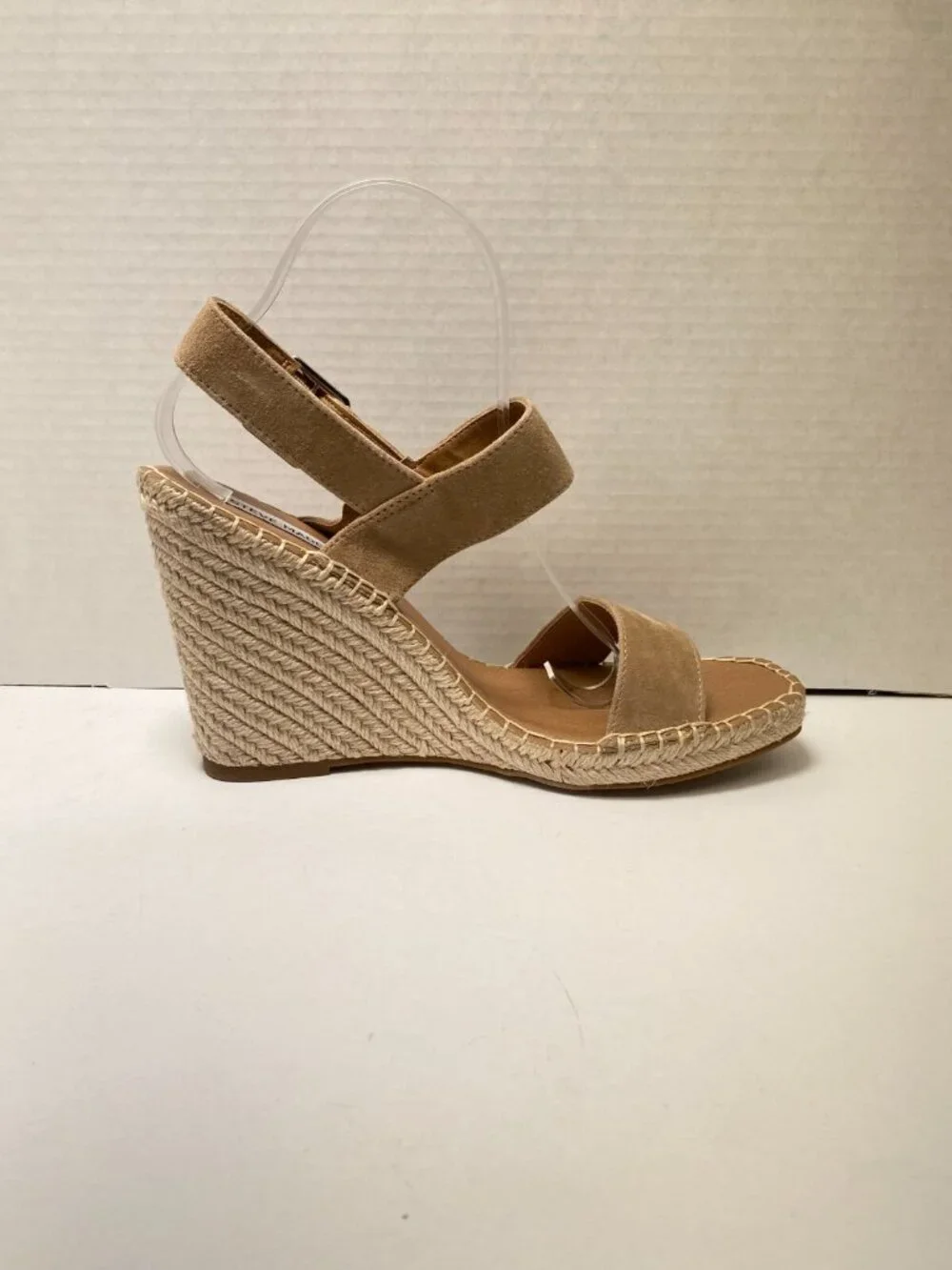 Steve Madden Women's Uri  Tan Strap Buckle Wedge Espadrille Sandal sz 10